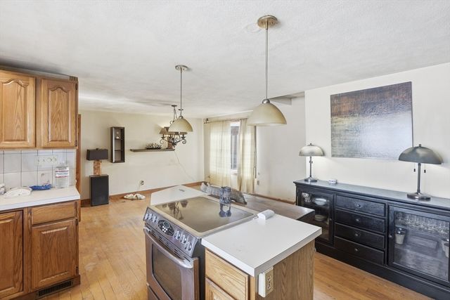 12 Boston Street, Lynn, MA 01904