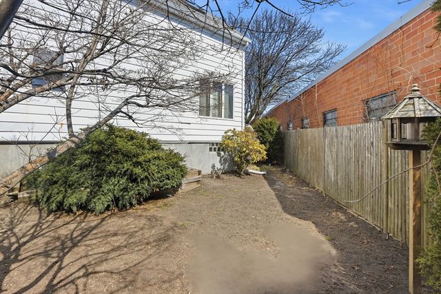 12 Boston Street, Lynn, MA 01904