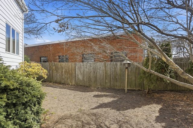 12 Boston Street, Lynn, MA 01904