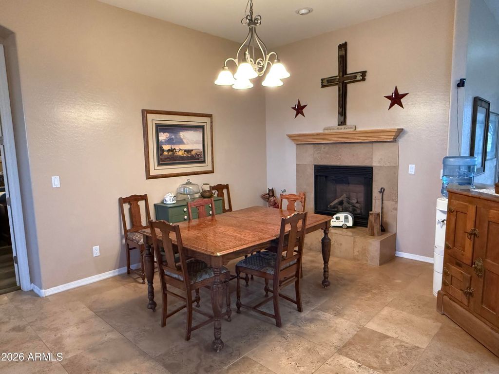 2569 W SILVERDALE Road, San Tan Valley, AZ 85144 — photo 4