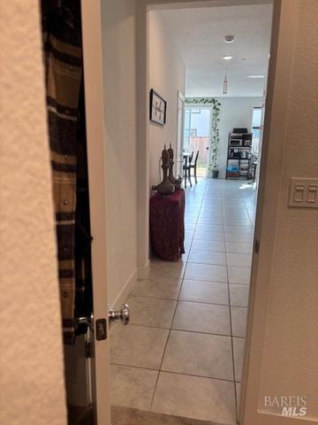 2645 Newberry St, Fairfield, CA 94533