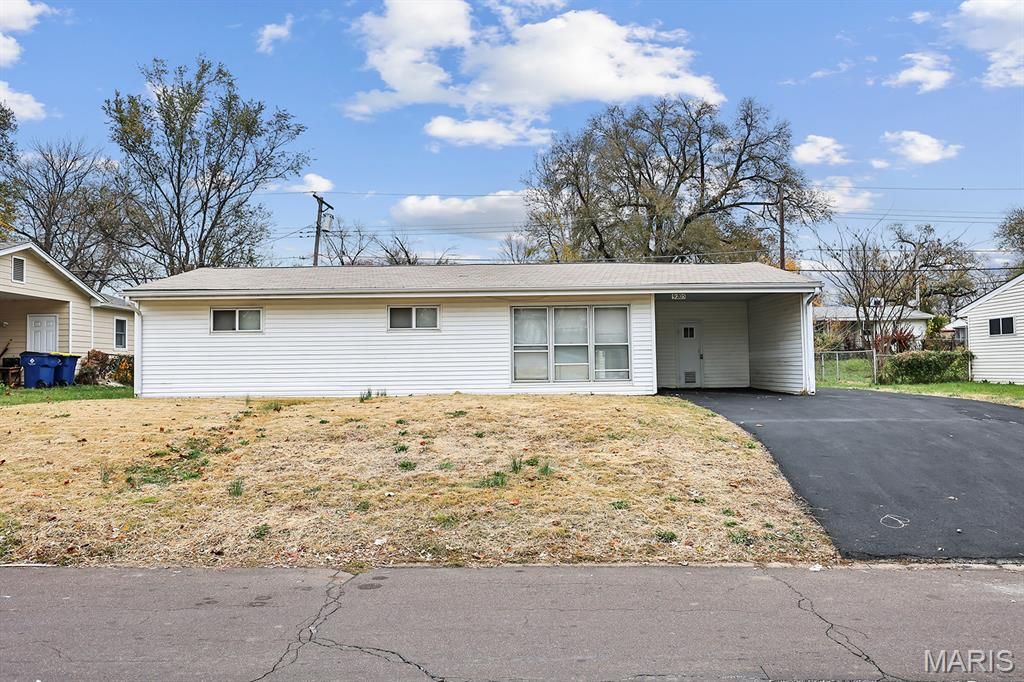 9205 Harold Drive, Woodson Terrace, MO 63134
