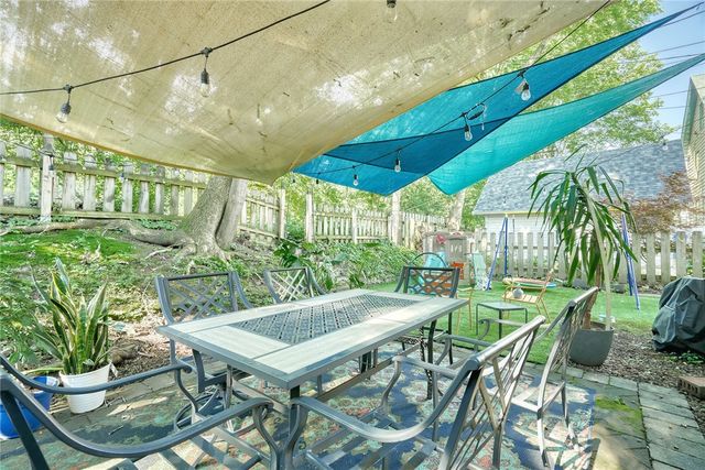 10 Menlo Place, Rochester, NY 14620
