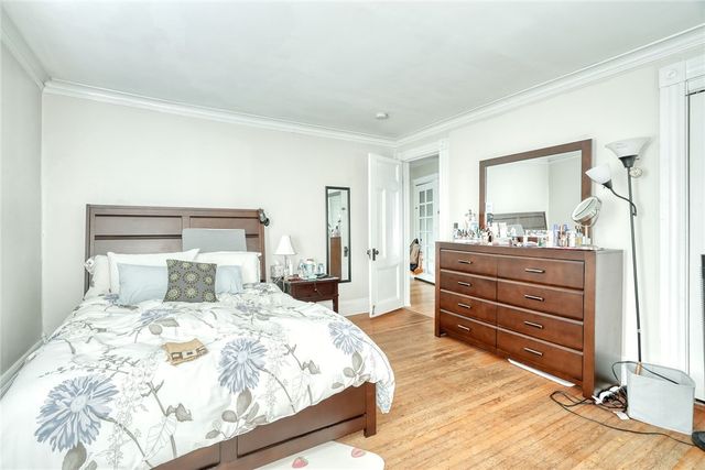 10 Menlo Place, Rochester, NY 14620