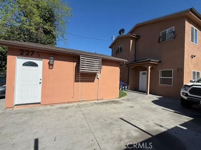 227 E 84th, Los Angeles, CA 90003