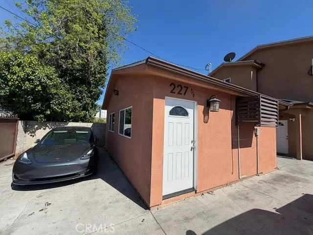 227 E 84th, Los Angeles, CA 90003