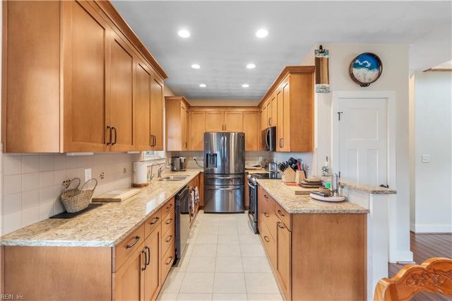 337 Woodleigh RD, Knotts Island, NC 27950