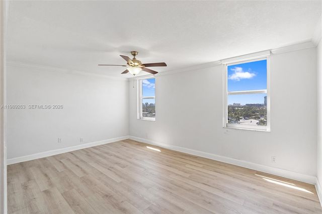 437 Golden Isles Dr 11J, Hallandale Beach, FL 33009