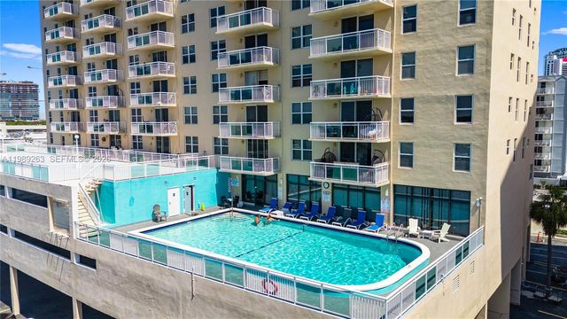 437 Golden Isles Dr 11J, Hallandale Beach, FL 33009