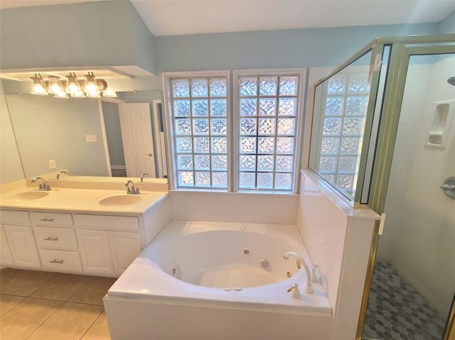 8921 Bontura Road, Granbury, TX 76049