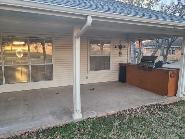 8921 Bontura Road, Granbury, TX 76049