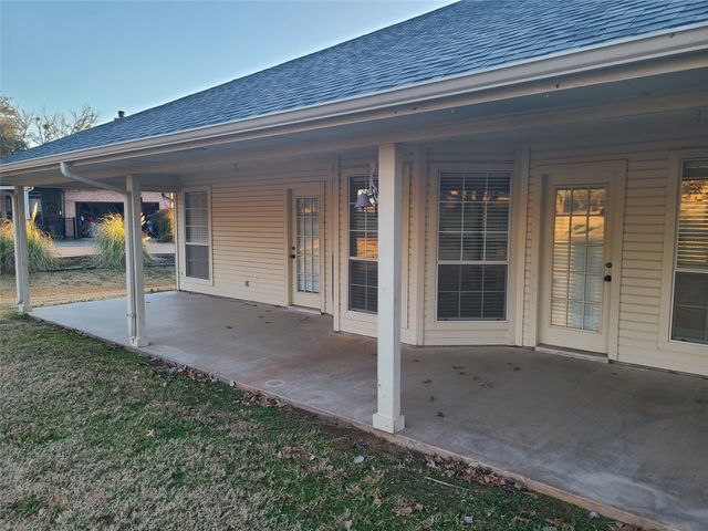 8921 Bontura Road, Granbury, TX 76049