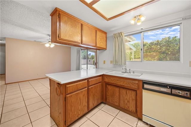 781 Somerset Court, Hemet, CA 92545