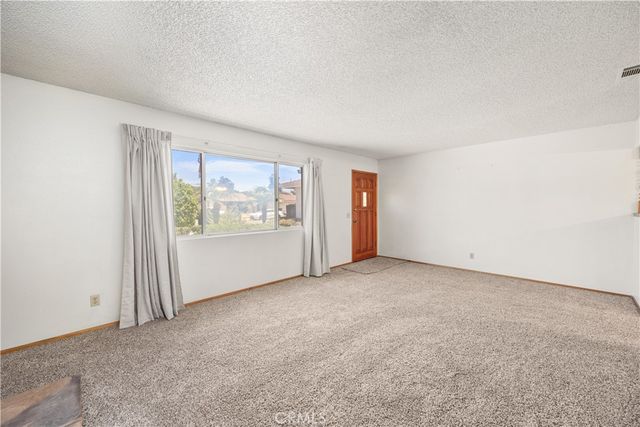 781 Somerset Court, Hemet, CA 92545