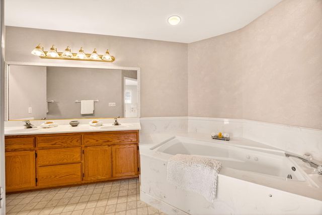 262 Meadow Drive, Ashland, OR 97520