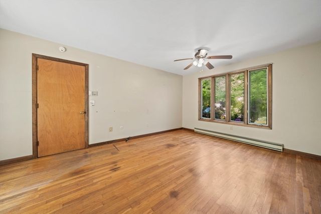 770 Shore Rd, Bourne, MA 02559