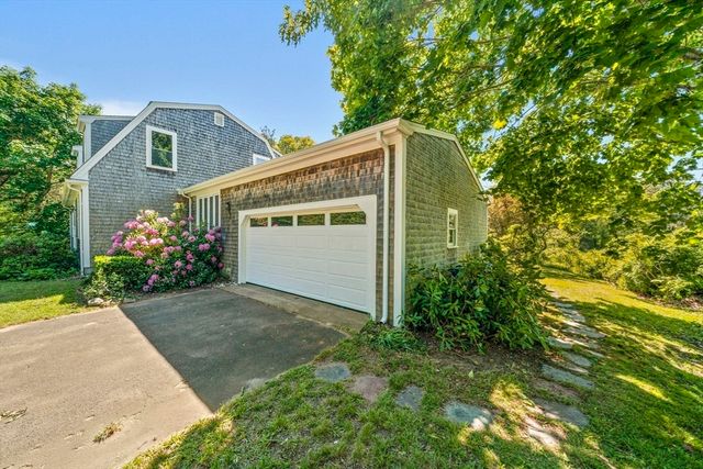 770 Shore Rd, Bourne, MA 02559