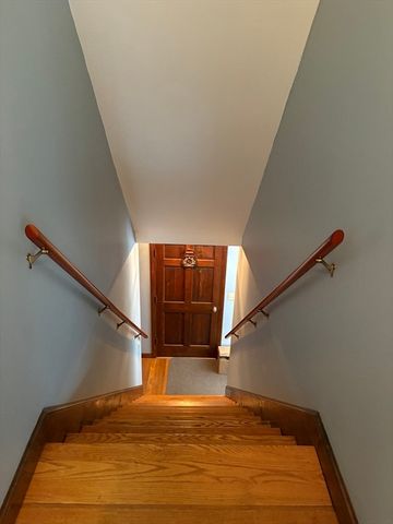 770 Shore Rd, Bourne, MA 02559
