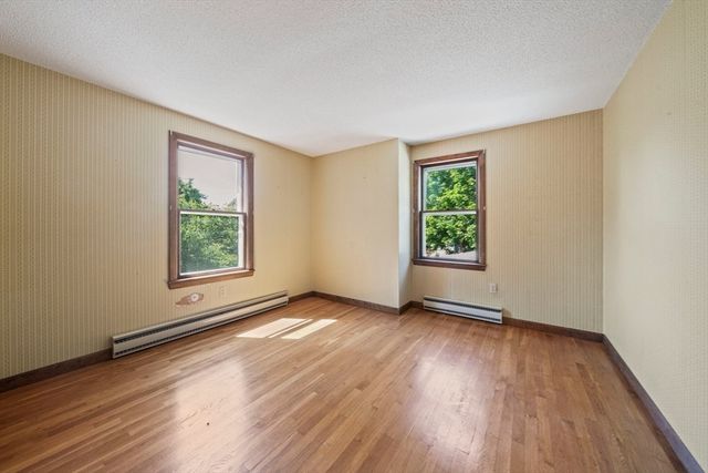 770 Shore Rd, Bourne, MA 02559
