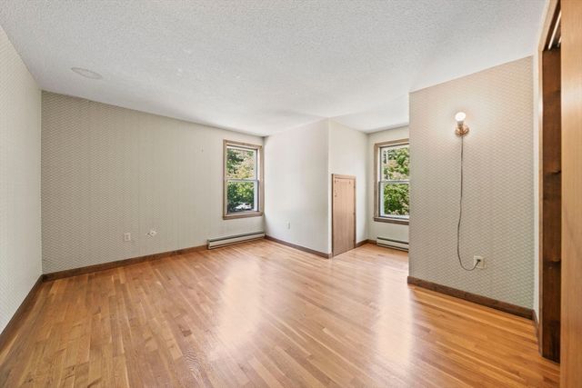 770 Shore Rd, Bourne, MA 02559