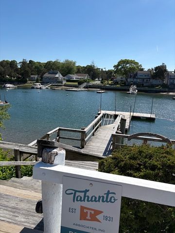 770 Shore Rd, Bourne, MA 02559