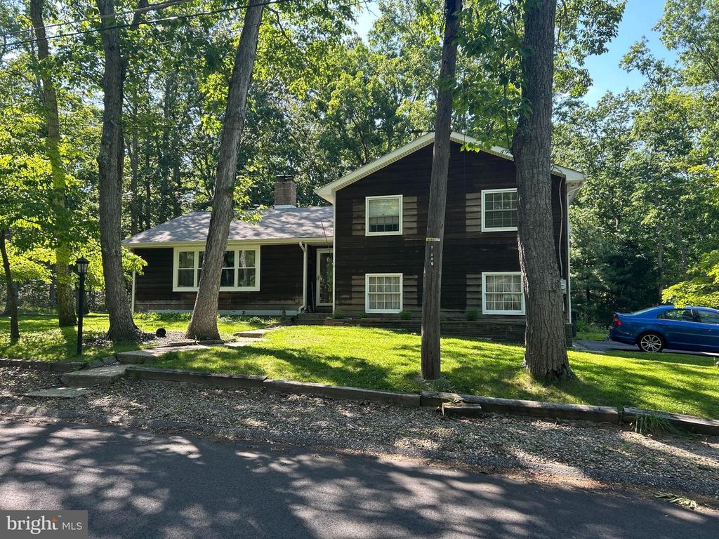 133 TUCKERTON, Medford Lakes, NJ 08055