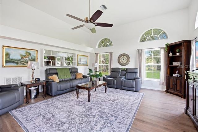483 LINCOLN AVENUE, Masaryktown, FL 34604