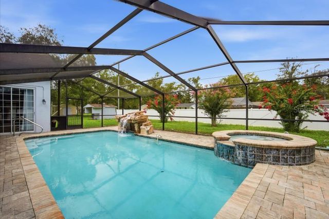483 LINCOLN AVENUE, Masaryktown, FL 34604