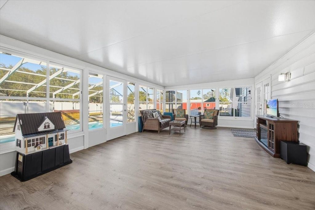 Image 11 of property listing at Address unavailable.