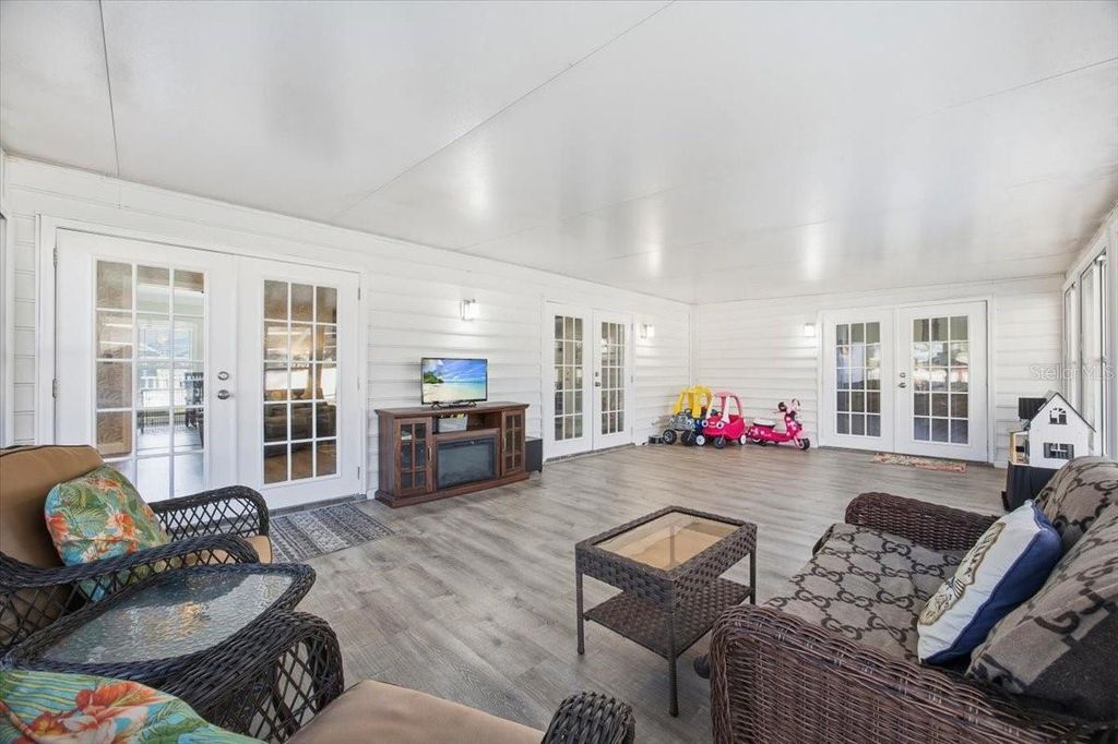 Image 12 of property listing at Address unavailable.