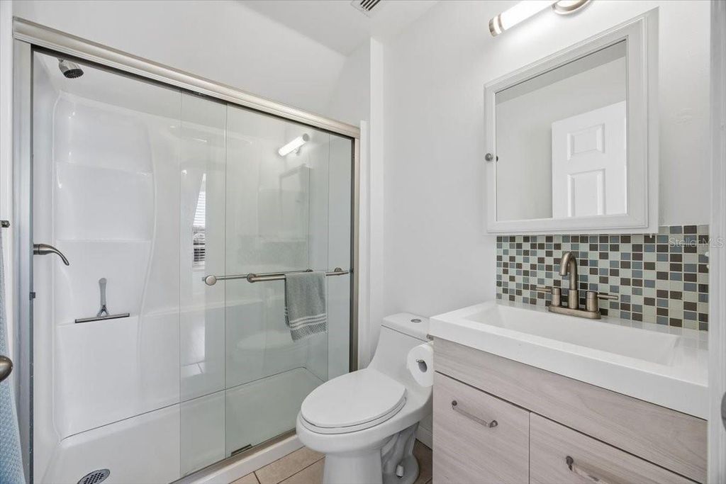 Image 23 of property listing at Address unavailable.