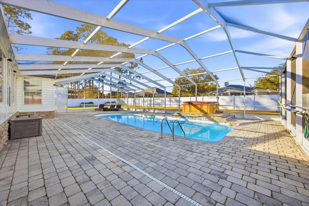 Image 29 of property listing at Address unavailable.