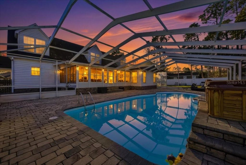 Image 35 of property listing at Address unavailable.