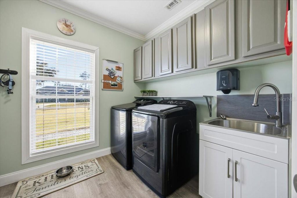 Image 40 of property listing at Address unavailable.