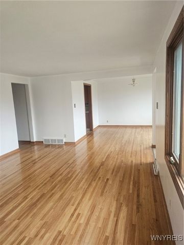 44 Aurora Drive, Cheektowaga, NY 14215