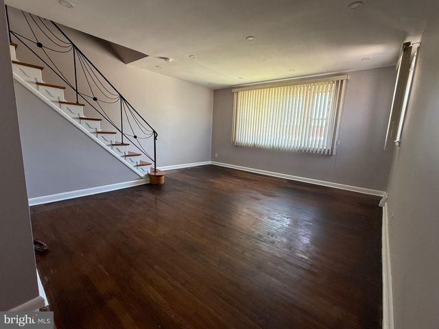 9083 CONVENT AVE, Philadelphia, PA 19136