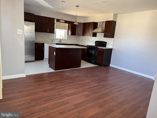 9083 CONVENT AVE, Philadelphia, PA 19136