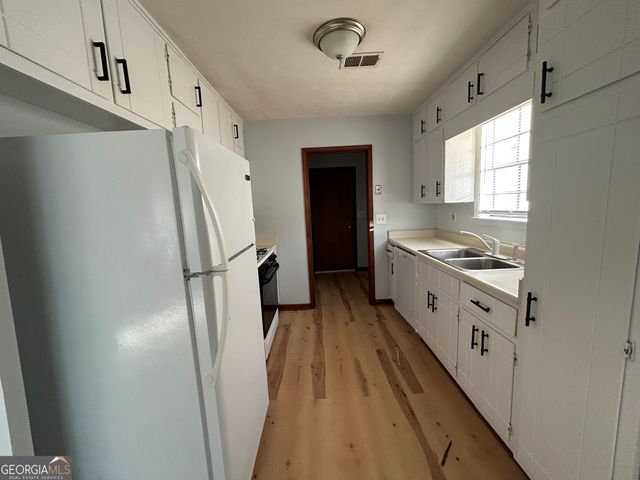 3123 Shoal Creak Court, Rex, GA 30273