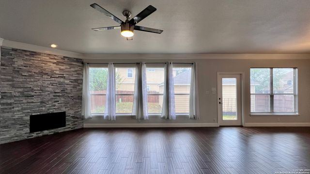 1042 MALTESE GDN, San Antonio, TX 78260