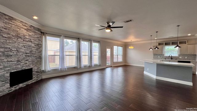 1042 MALTESE GDN, San Antonio, TX 78260