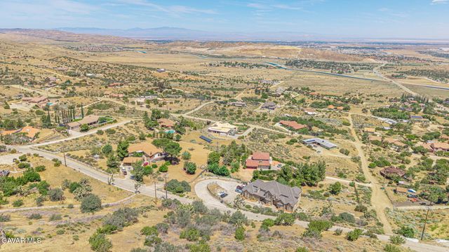 Lakeview Dr Vic Oliver L Drive, Palmdale, CA 93551
