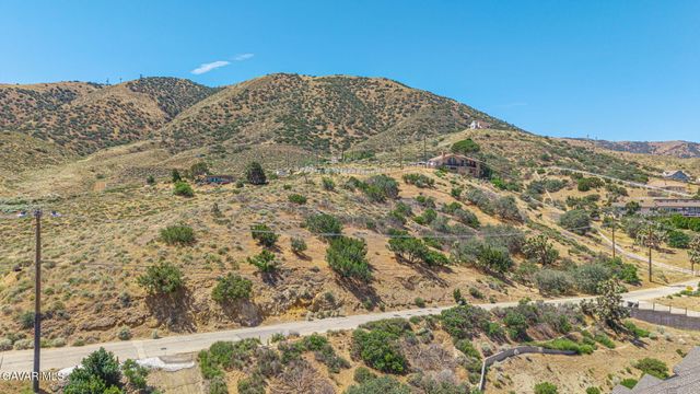 Lakeview Dr Vic Oliver L Drive, Palmdale, CA 93551