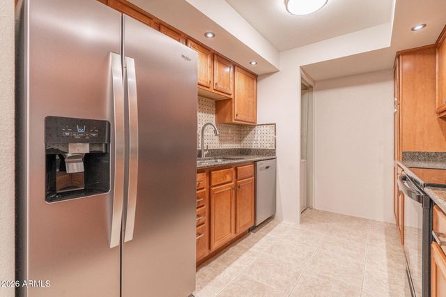 8500 E INDIAN SCHOOL Road 143, Scottsdale, AZ 85251