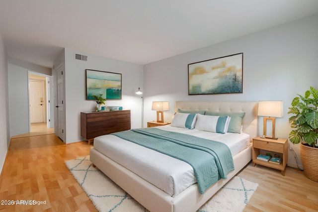 8500 E INDIAN SCHOOL Road 143, Scottsdale, AZ 85251