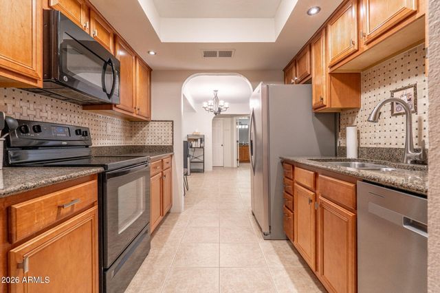 8500 E INDIAN SCHOOL Road 143, Scottsdale, AZ 85251