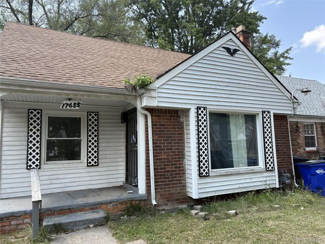 17655 Sunderland Road, Detroit, MI 48219