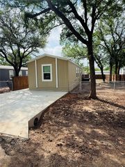 3003 Elmwood Drive, Granbury, TX 76048