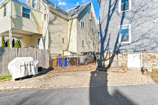 32 Watts St 1, Malden, MA 02148