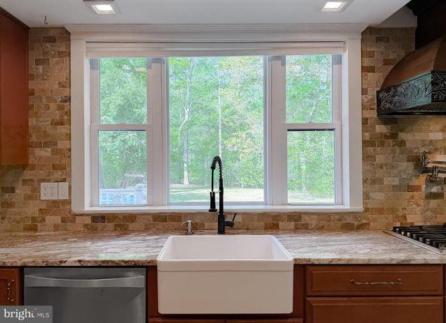 2420 CECIL LN, Huntingtown, MD 20639