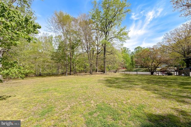 2420 CECIL LN, Huntingtown, MD 20639